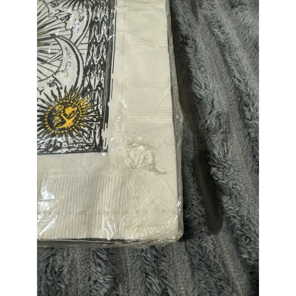 Creative Papers Tableware 17” Dinner Napkins 3 Ply C.R. Gibson Sole E Luna Moon
